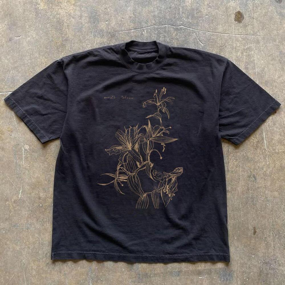 Style Floral Line Art Tee